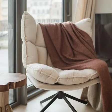 Amazing Near The Sea